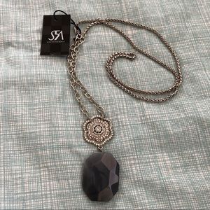 Long necklace pendent